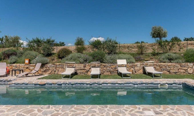 Manciano Villa | Stunning private villa with private pool, WIFI, TV, patio, pets allowed and panoramic view