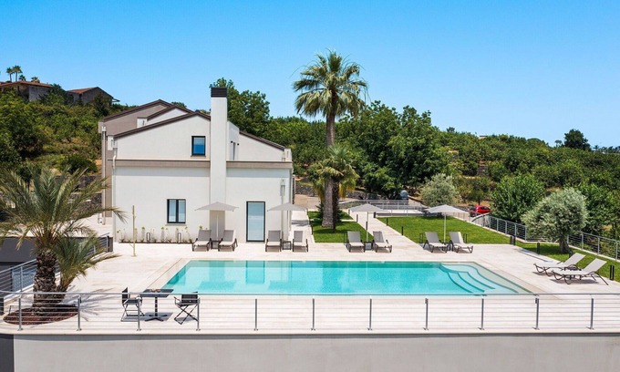 Mascali Villa | Stunning private villa for 11 guests with private pool, A/C, WIFI, TV, terrace and panoramic view