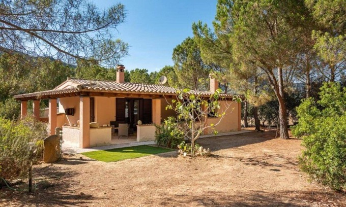 Villaggio delle Mimose House | Stunning private villa for 4 guests with TV and panoramic view