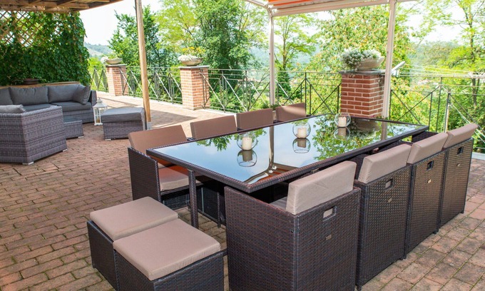 Ovada House | Stunning private villa with WIFI, private pool, A/C, hot tub, terrace, pets allowed and parking