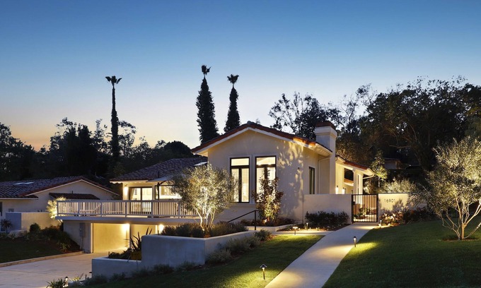 Covenant House | Stunning Rancho Santa Fe Villa w/Resort Access