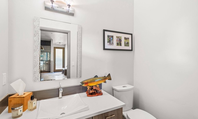 Basalt House | Stunning Southside Duplex available for Winter Season!