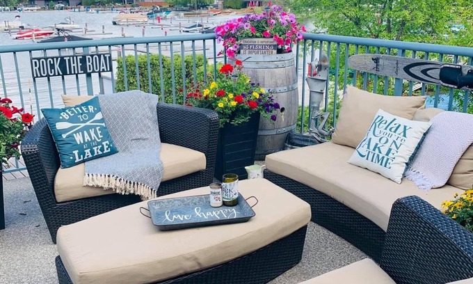 Central Okanagan Condo | Stunning spacious 4 bedroom lakefront condo with available boat slip!