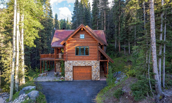 Mountain Village Cabin | Stunning Views! Ski-In/Out Mountain Village Cabin