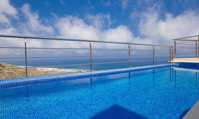 La Parata Villa | STUNNING VILLA IN THE PARATA