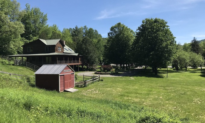 Warren House | Stunning Warren Village Home