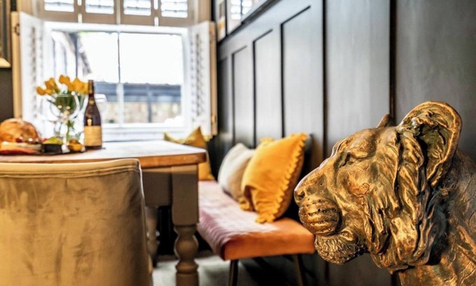 York House | Stunning York townhouse on TV best holiday home