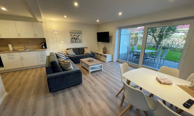 Gelting Apartment | Stuuv twee - terrace, garden furniture, barbecue, sauna, shower, guest WC, electric charging point