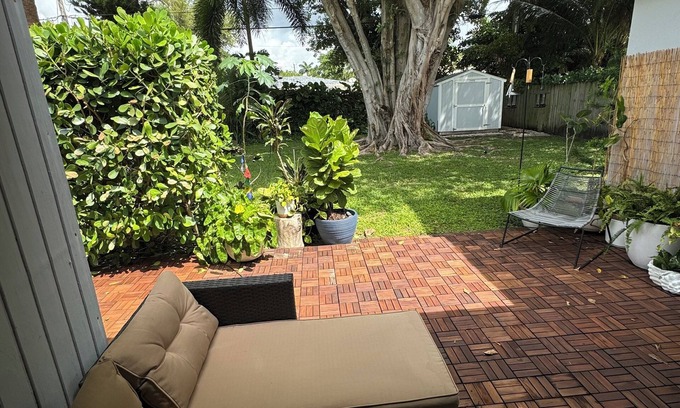 Miami Shores Apartment | Stylish 1bedroom and bath studio with private entrance and parking. Central