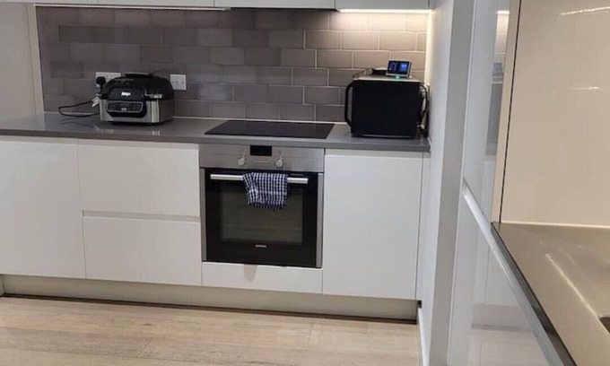 Docklands Apartment | Stylish 2 bed Apartment