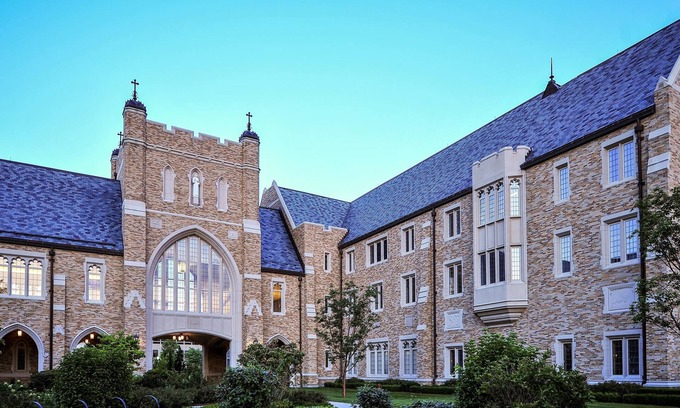 Mishawaka Resort | Stylish 2BR w/ Free WiFi, Resort Pool, Mini-Golf & 4 Miles to Notre Dame