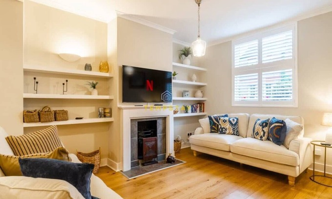 Windsor City Centre House | STYLISH 3 BED COTTAGE❤WALK 2 ALL SIGHTS & HIGH ST