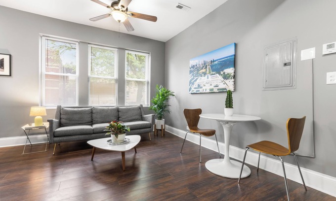 Chicago Apartment | Stylish 3-BR Humboldt Park Retreat, Walk to Parks/Transit