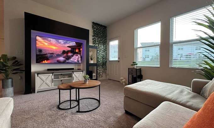 Clayton House | Stylish and Open concept Retreat in Clayton, NC