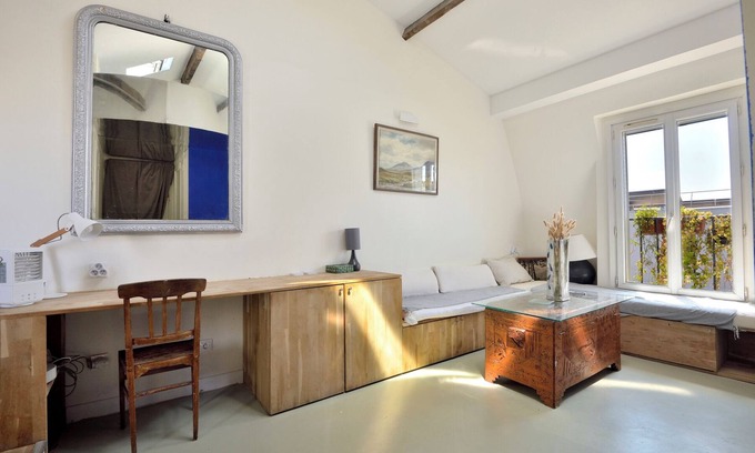 Quartier de la Chapelle Apartment | Stylish attic conversion in the rooftops of Paris