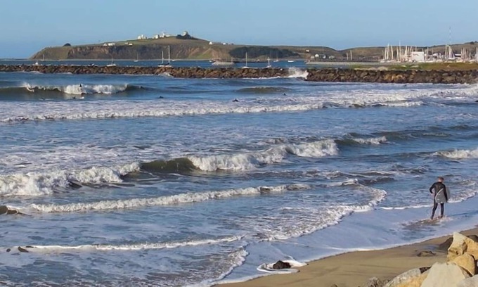 El Granada Apartment | Stylish Beach Retreat with Affordable pricing Weekly and Monthly!