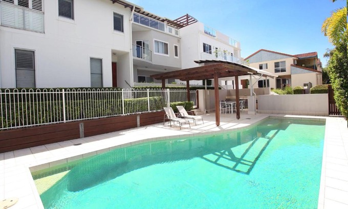 Coolum Beach Apartment | Stylish Beachside Holiday Penthouse