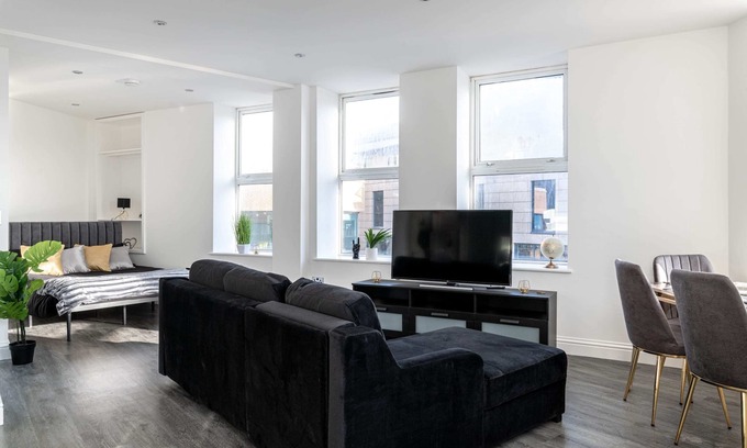 Brighton City Centre Apartment | Stylish Central Studio Apartment Modern Luxury
