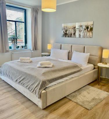 Briesnitz Apartment | Stylish city apartment Dresden-Cotta with balcony