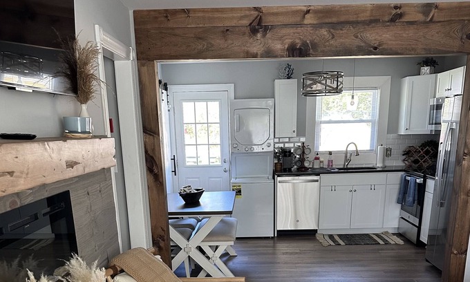 Buckroe Beach Condo | Stylish Condo in Buckroe Beach just 2 blocks from the beach.