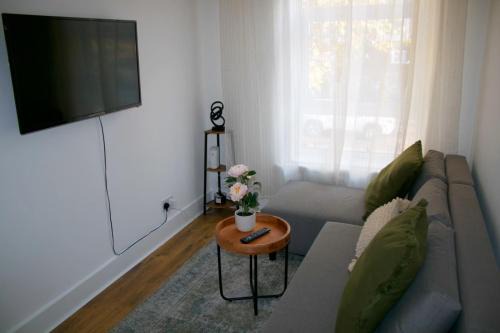Finsbury Park Apartment | Stylish Cosy 1 Bedroom Flat