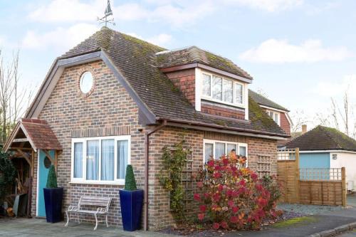 Itchenor House | Stylish & cosy annexe in pretty sailing village