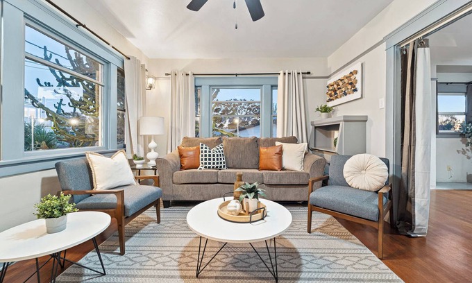 Golden Hill Apartment | Stylish Craftsman Stay Sleeps 6 Comfortably