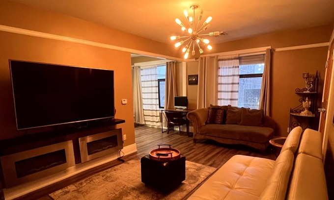 Rochester Apartment | Stylish Downtown Rochester Suite #4