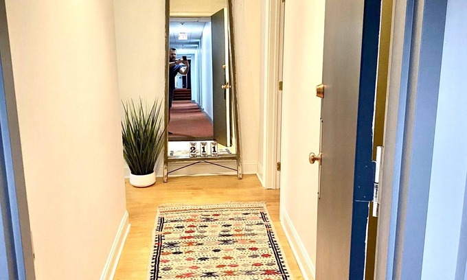 Back Bay East Apartment | Stylish living in the heart of Backbay