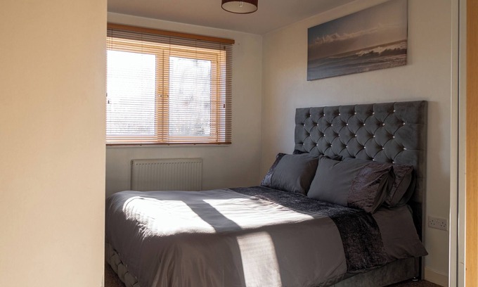 Wood Street Apartment | stylish london apartment