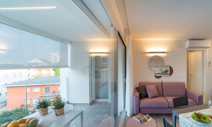 Lignano Sabbiadoro Apartment | Stylish Modern Apartment Near Lignano City Center