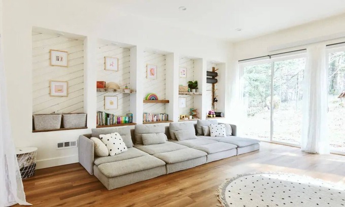 Hood River House | Stylish & Modern Hood River Retreat Near Downtown!