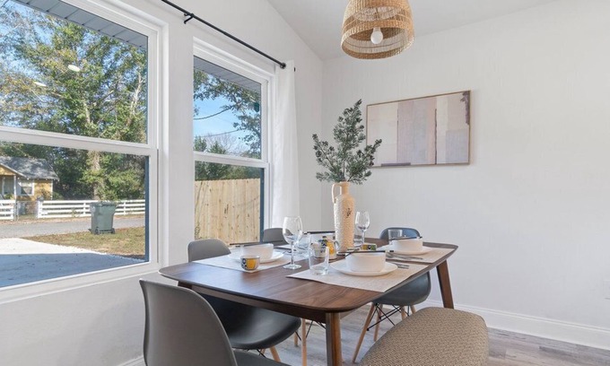 South Pensacola House | Stylish modern house, close to Pensacola downtown and beach