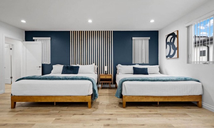 Los Angeles County House | Stylish New home Near DTLA, Disneyland, SOFI