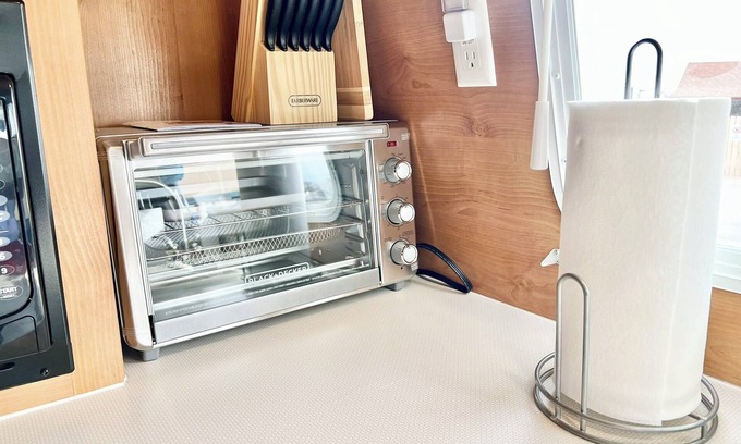 Tombstone House | Stylish New "Retro" RV in Tombstone – Walk to OK Corral & Old West Attractions!
