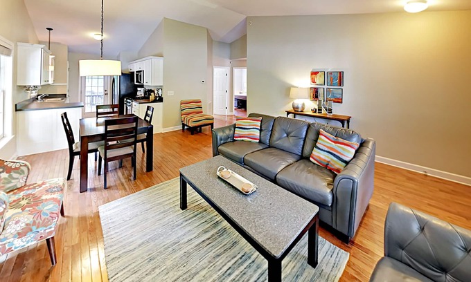 Shelby Hills House | Stylish Remodeled Cottage w/Classic Front Porch Swing - Walk to 5 Points