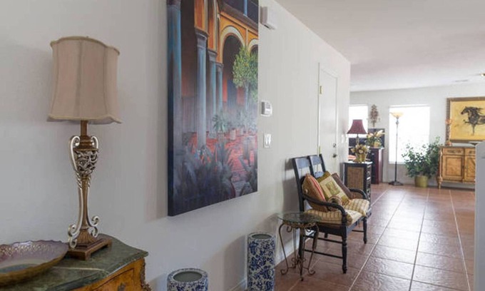Enterprise House | Stylish retreat, entire 3 bdrm home, 10 mins from the Strip