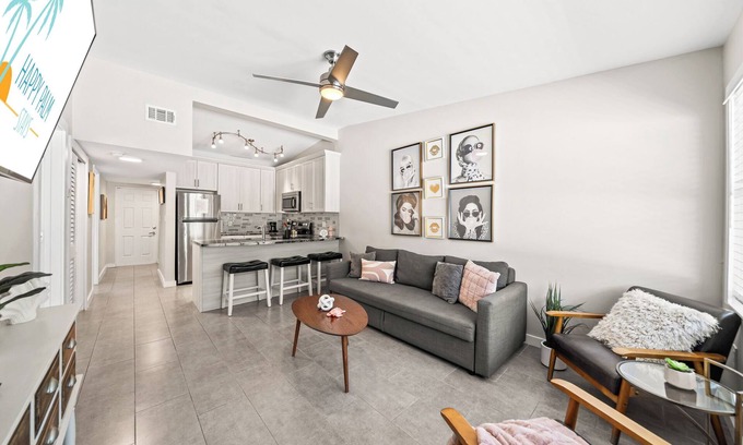 Orlando Beach Condo | Stylish Riverfront Villa W/Private beach access, Fire Pit, & BBQ Grills