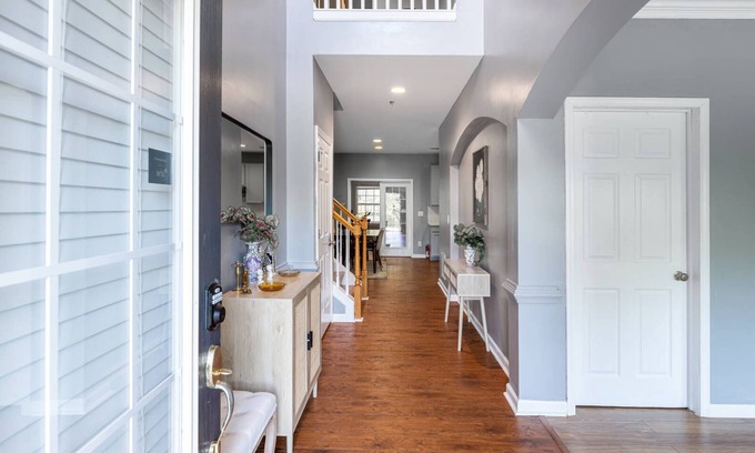 Tucker House | Stylish Sanctuary on Place Ct