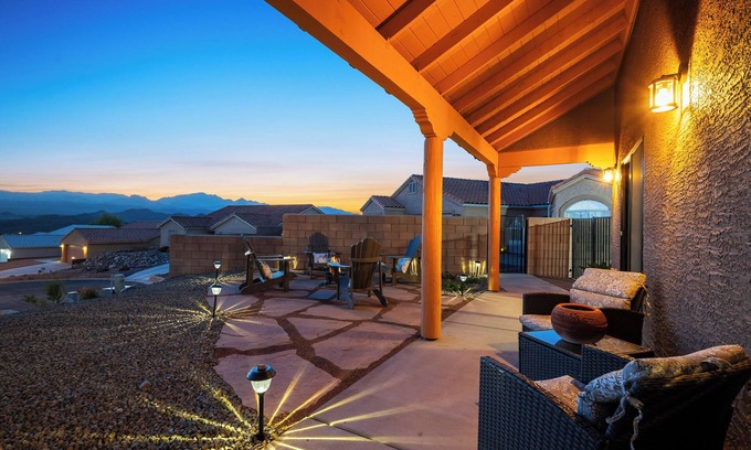 Sunridge Estates House | Stylish Santa Fe Escape New Home by Lake, River & Casinos!