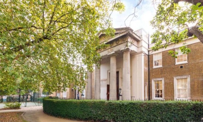 Hoxton West Apartment | Stylish School Conversion Hoxton City Spacious 1 bed with Free Parking