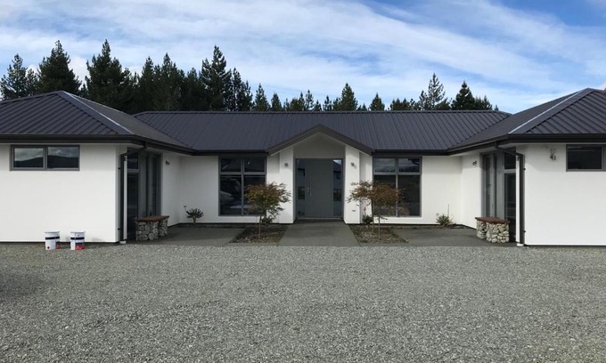 Twizel Hotel | Stylish Space