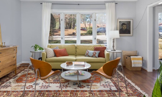 Durham House | Stylish Stay close to RDU, RTP, UNC & Duke