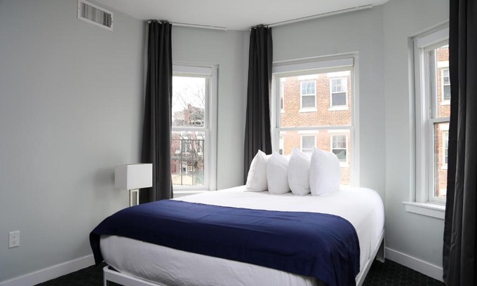 Back Bay Apartment | Stylish Studio on Newbury Street, #10