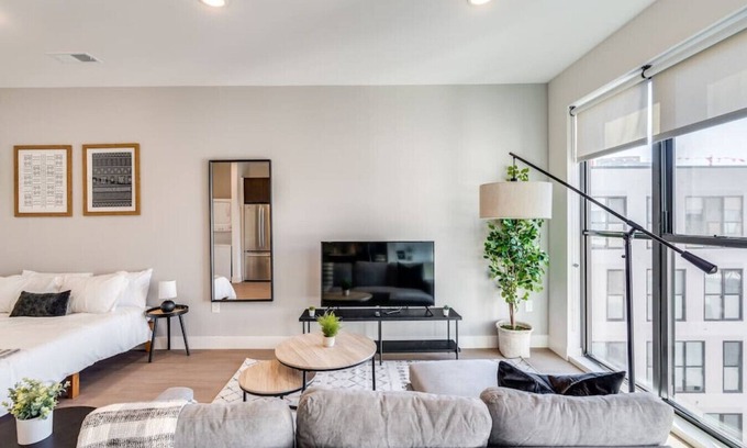 Pendleton Apartment | Stylish Studio | Pool, Gym, Walk to Casino & Bars