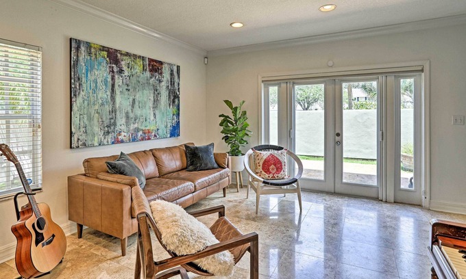 Ballast Point House | Stylish Tampa Townhouse ~ 5 Mi to Downtown!
