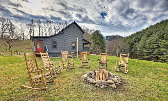 Vilas House | Stylish Vilas Hideaway: Hike, Ski & Explore!