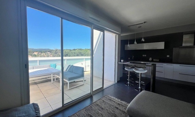 La Ciotat Apartment | Sublime apartment near the beaches of La Ciotat