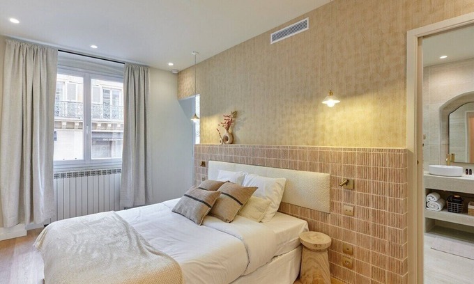 Les Halles Apartment | Sublime Studio Beaubourg/Le Marais