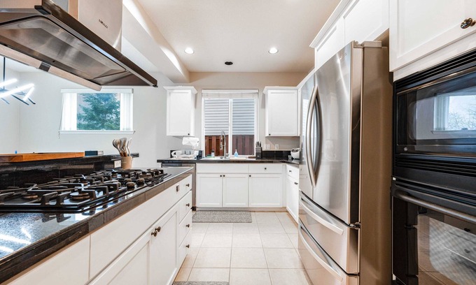 Orenco House | Suburban Serenity on 58th Ave #41931